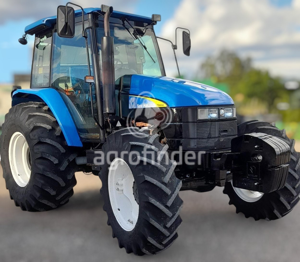 Trator New Holland TS 6040
Ano 2012