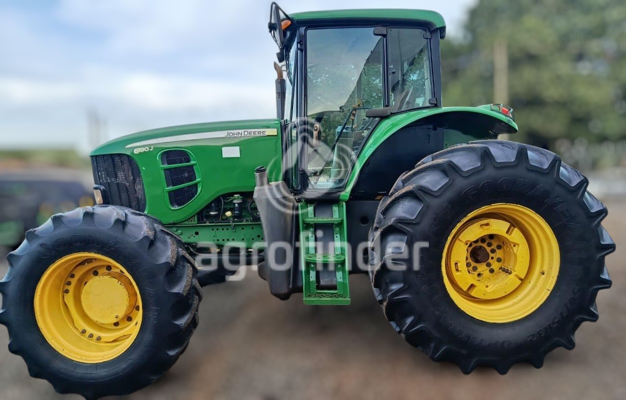 Trator John Deere 6190 J
Ano 2018