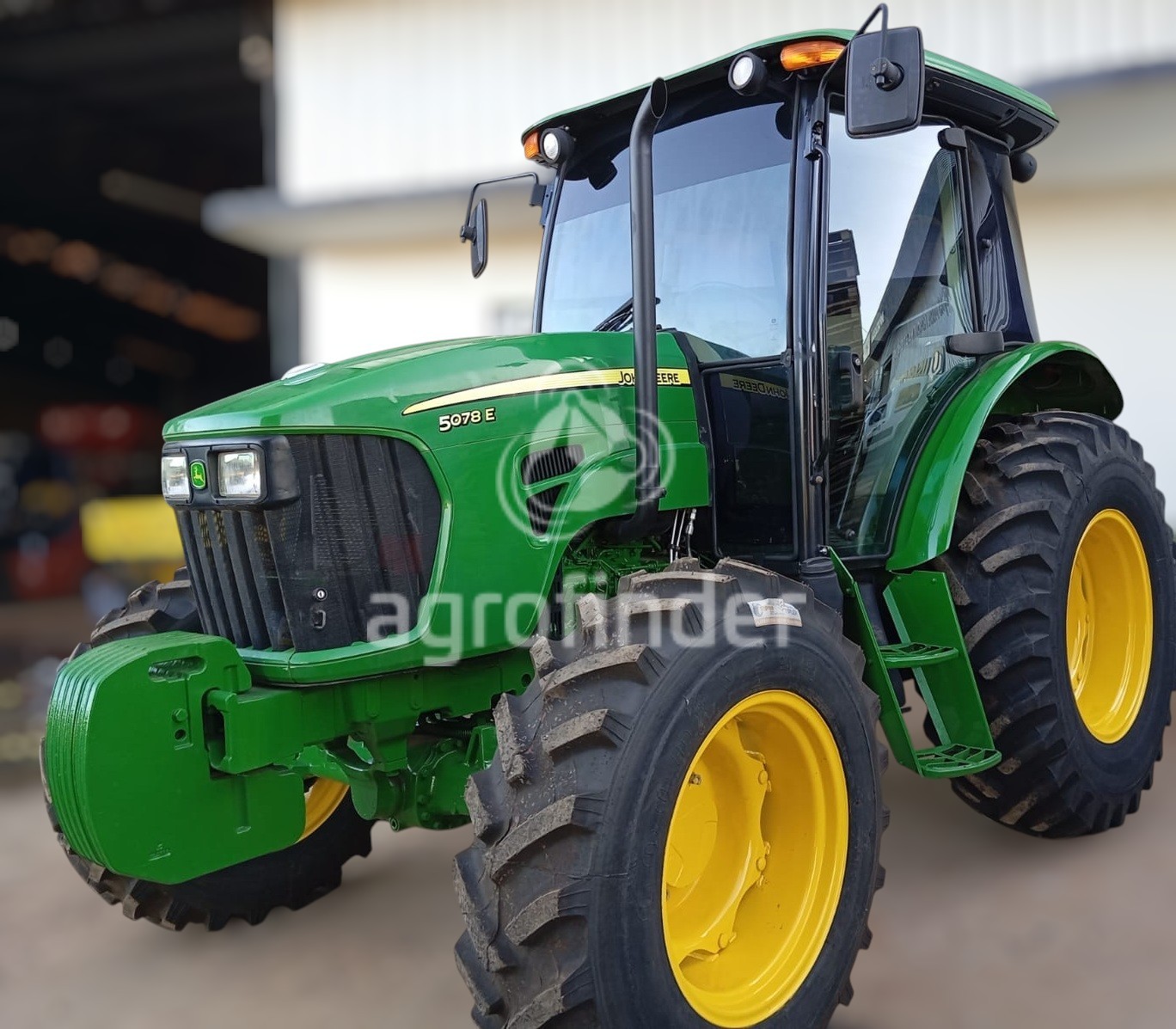 Trator John Deere 5078 E
Ano 2019