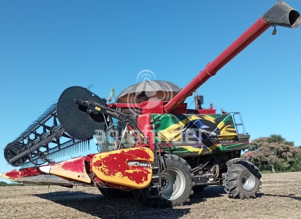 Colheitadeira de grão Case IH Axial-Flow 2799
Ano 2013