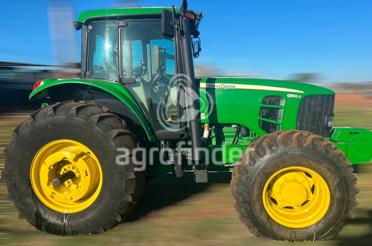 Trator John Deere 6150 J
Ano 2022