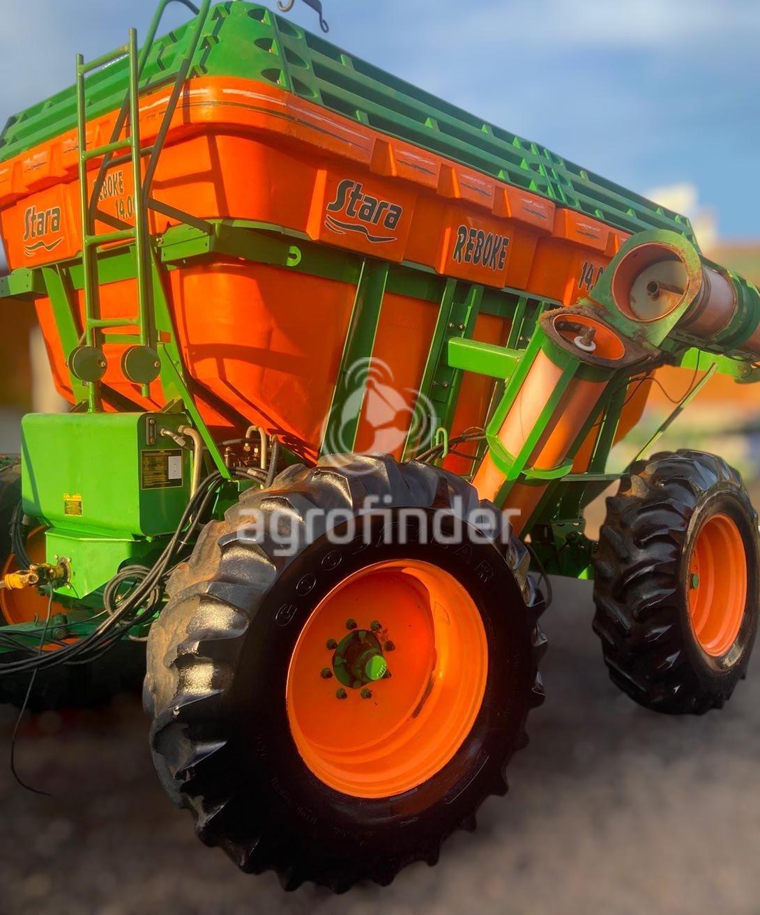 Carreta Agrícola Stara Reboke 14000 Plus 
 Ano 2007