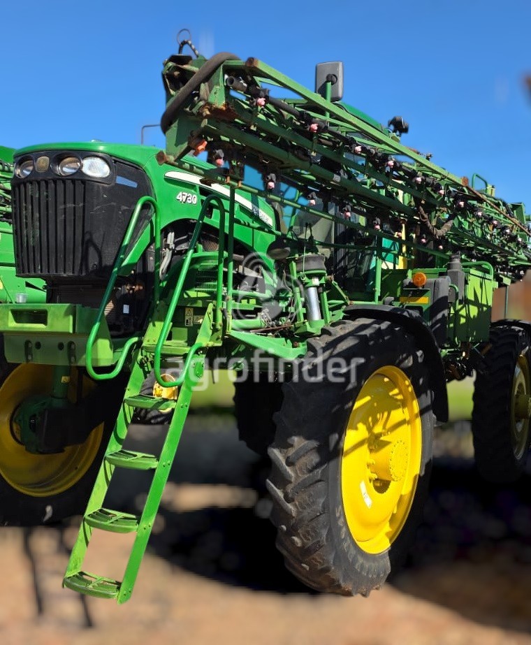 Pulverizador Autopropelido John Deere 4730
Ano 2014