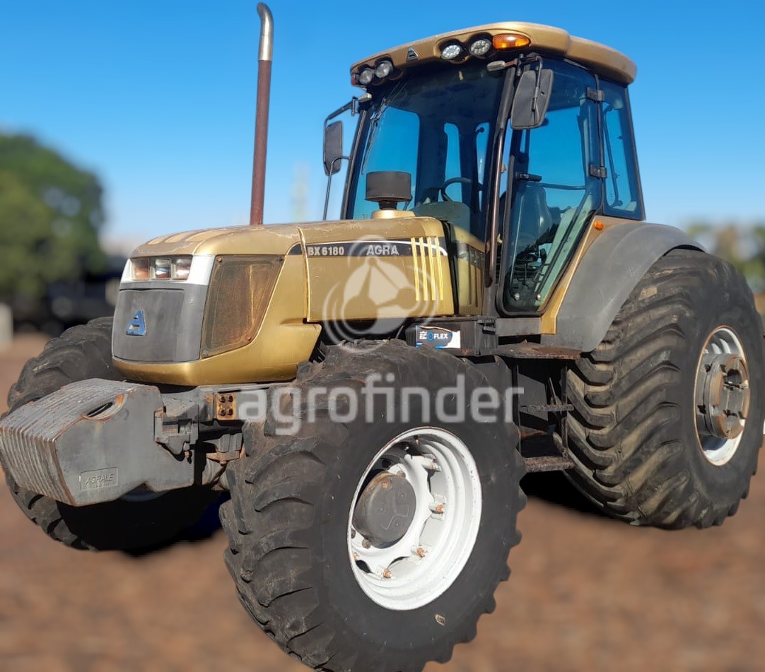 Trator Agrale BX 6180
Ano 2013