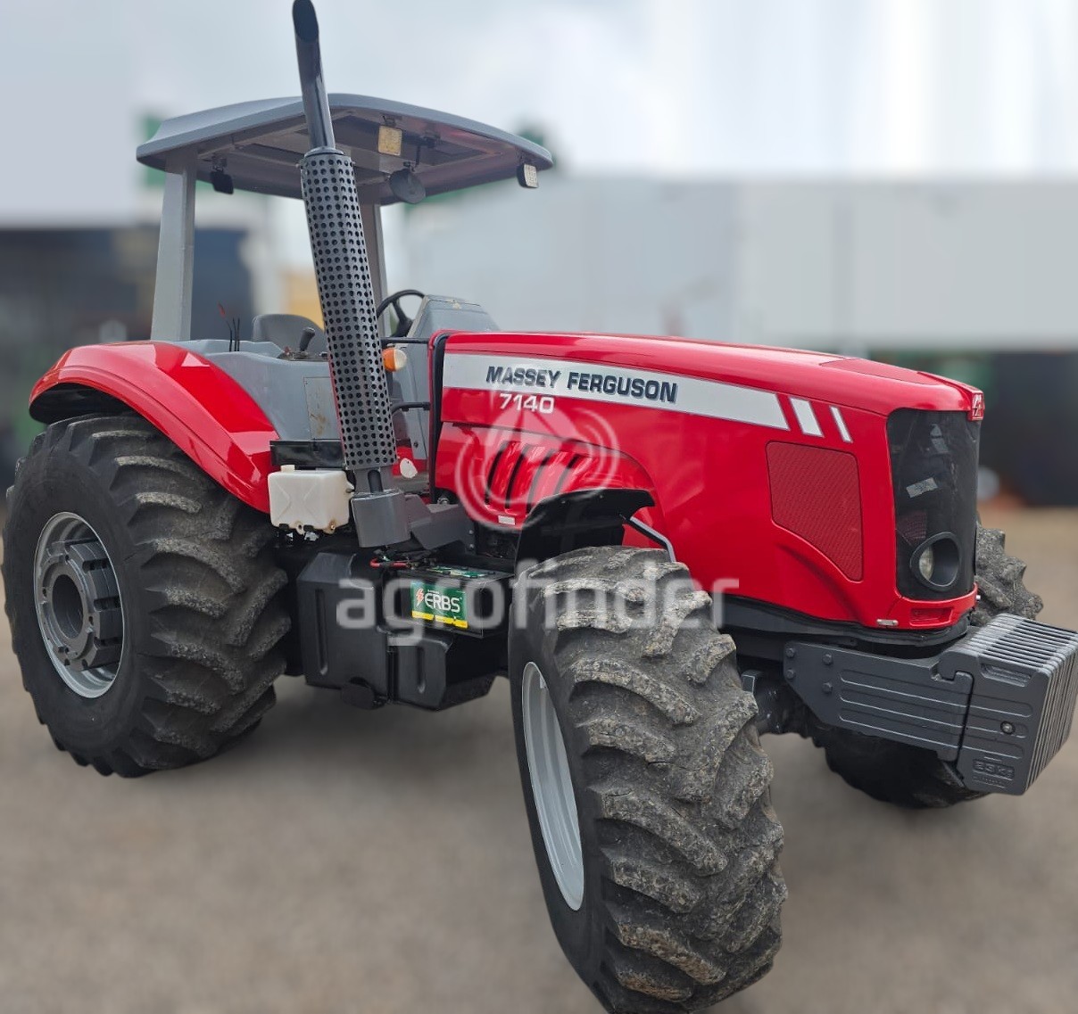 Trator Massey Ferguson 7140
Ano 2008