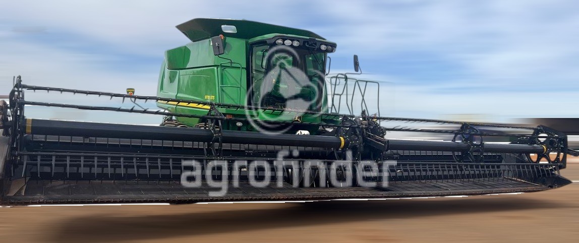 Colheitadeira de grão John Deere STS 9770
Ano 2010