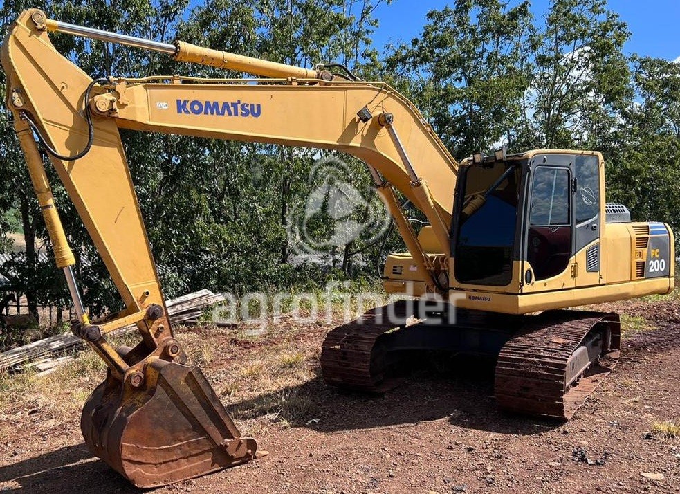 Escavadeira Komatsu PC200 
 Ano 2010