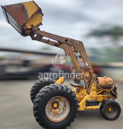 Pá Carregadeira Valmet 65ID 
 Ano 1976