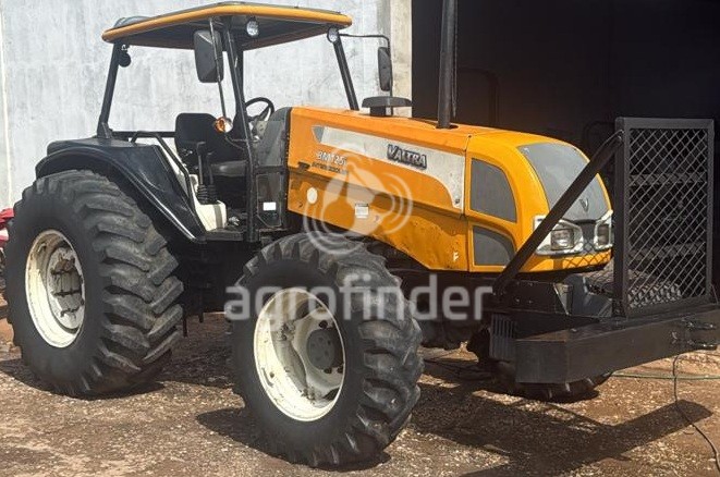 Trator Valtra BM 125i
Ano 2015