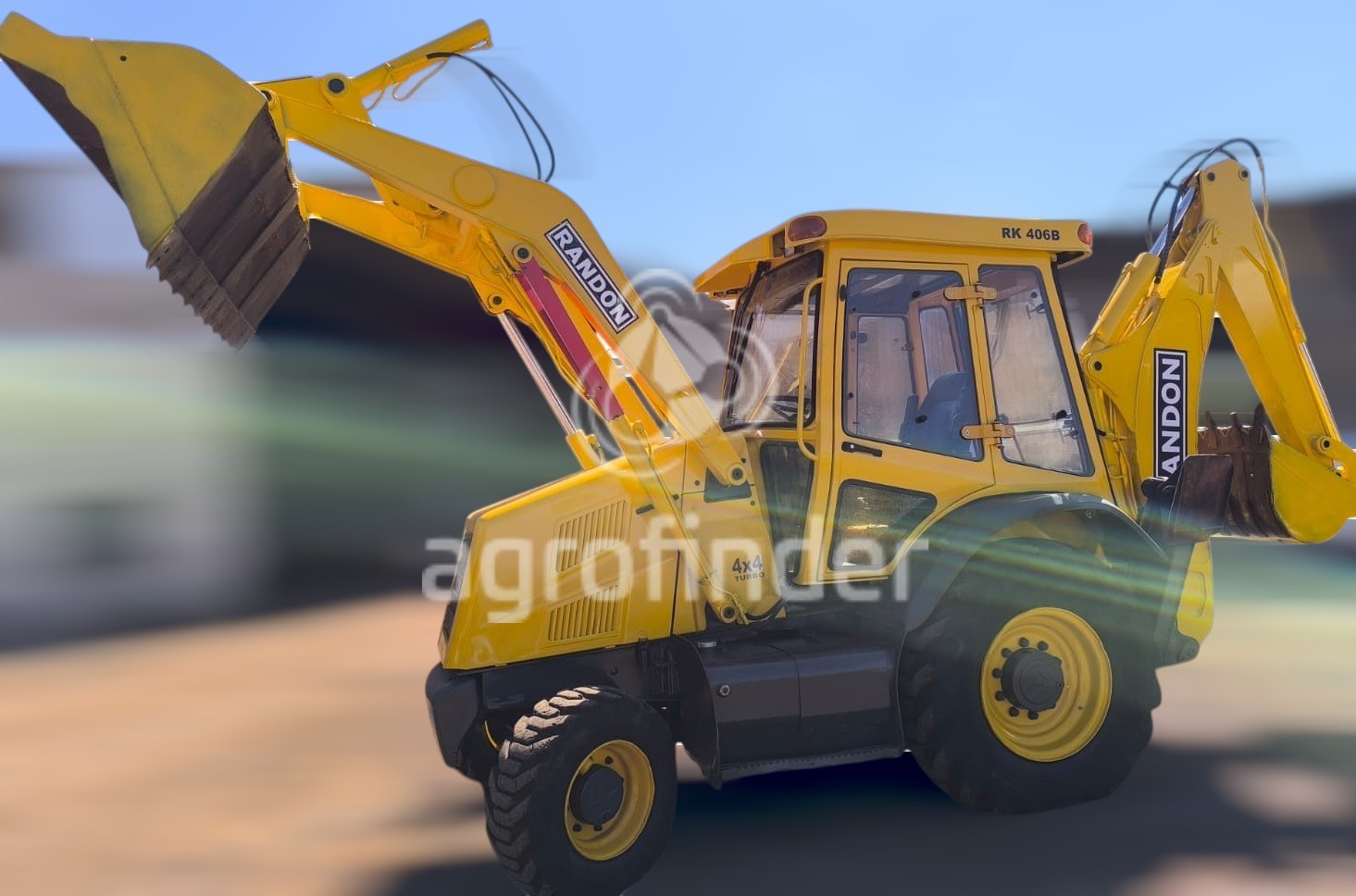Retroescavadeira Randon RK 406 B 
 Ano 2011
