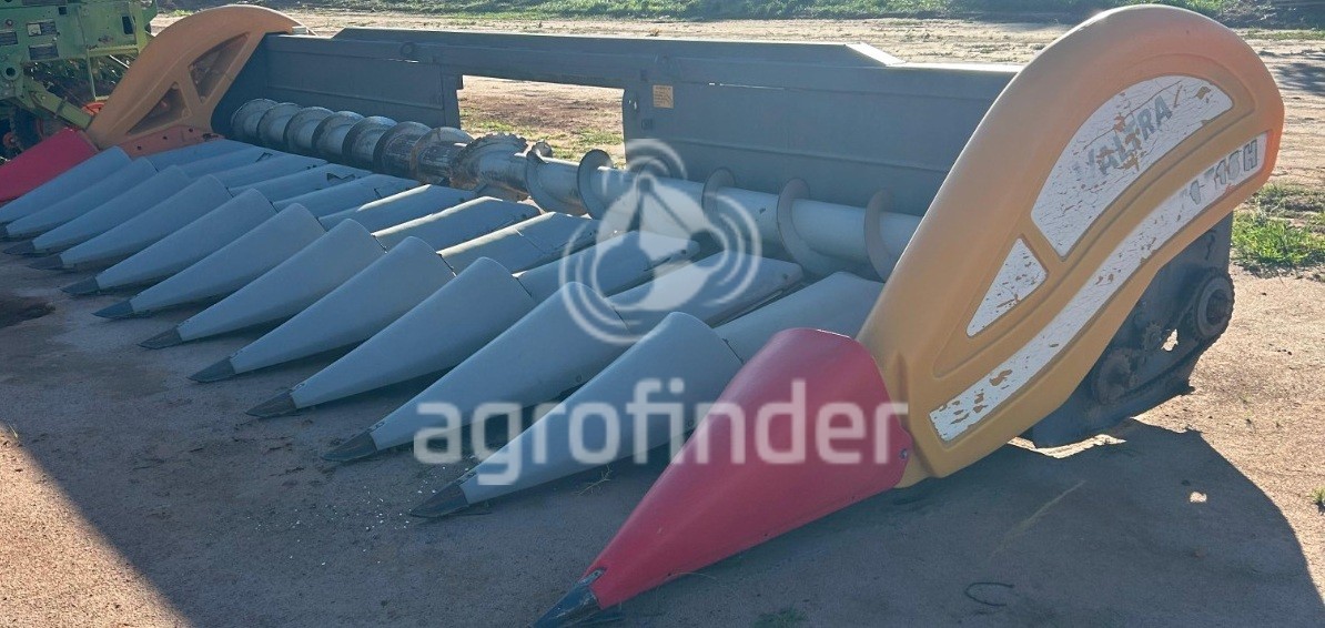 Plataforma de Milho Valtra PM515H 
 Ano 2008
