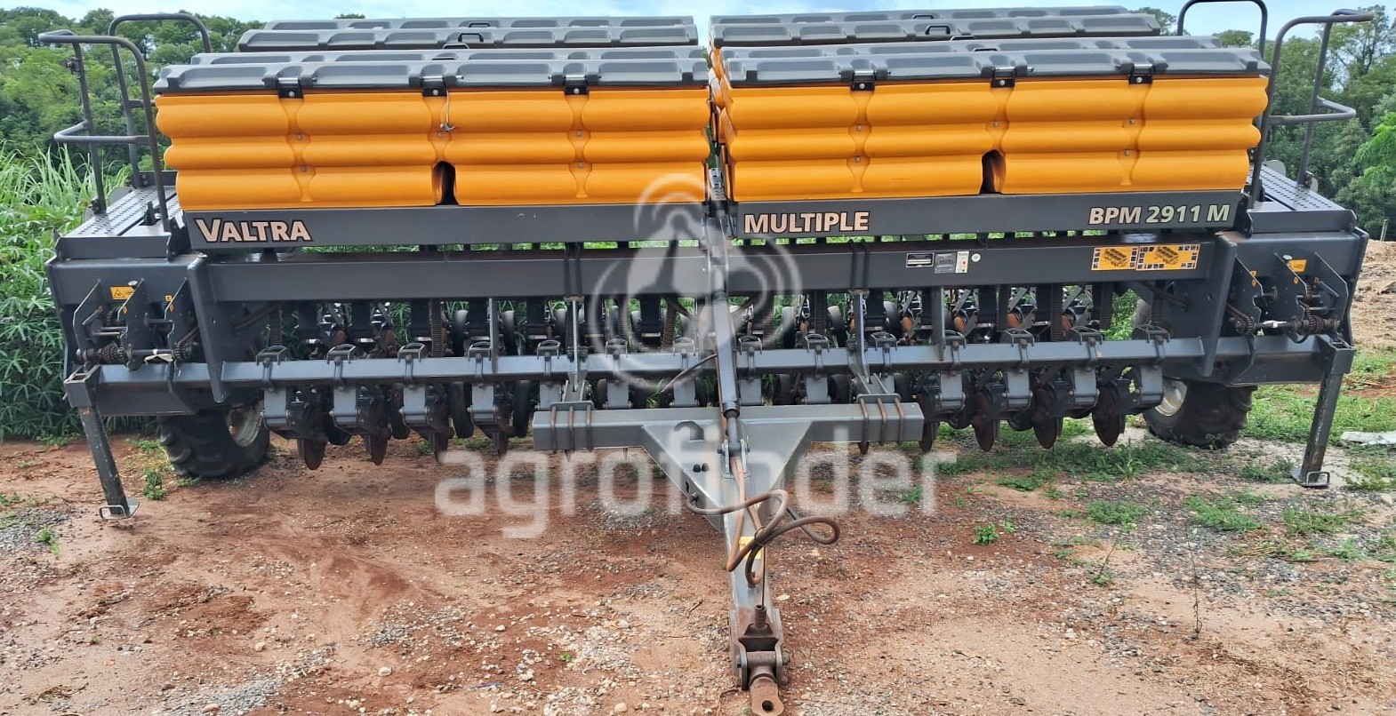 Plantadeira de Inverno Valtra BPM 2911 M
Ano 2019