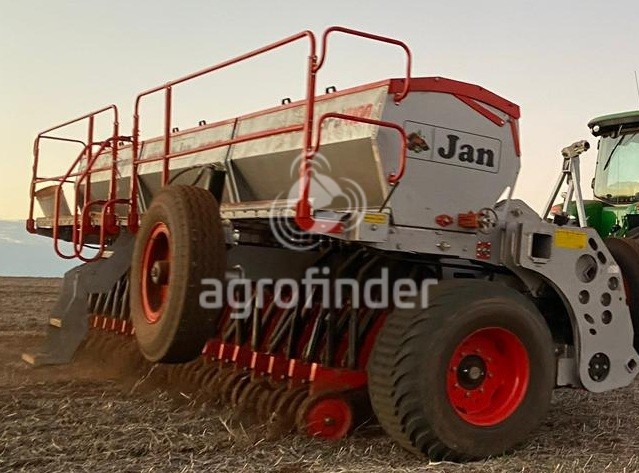 Plantadeira de Inverno Jan SPJ4100
Ano 2020