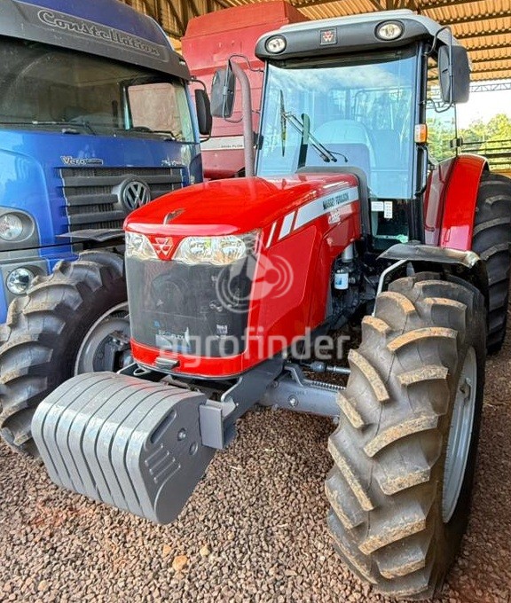 Trator Massey Ferguson 4292 
 Ano 2016