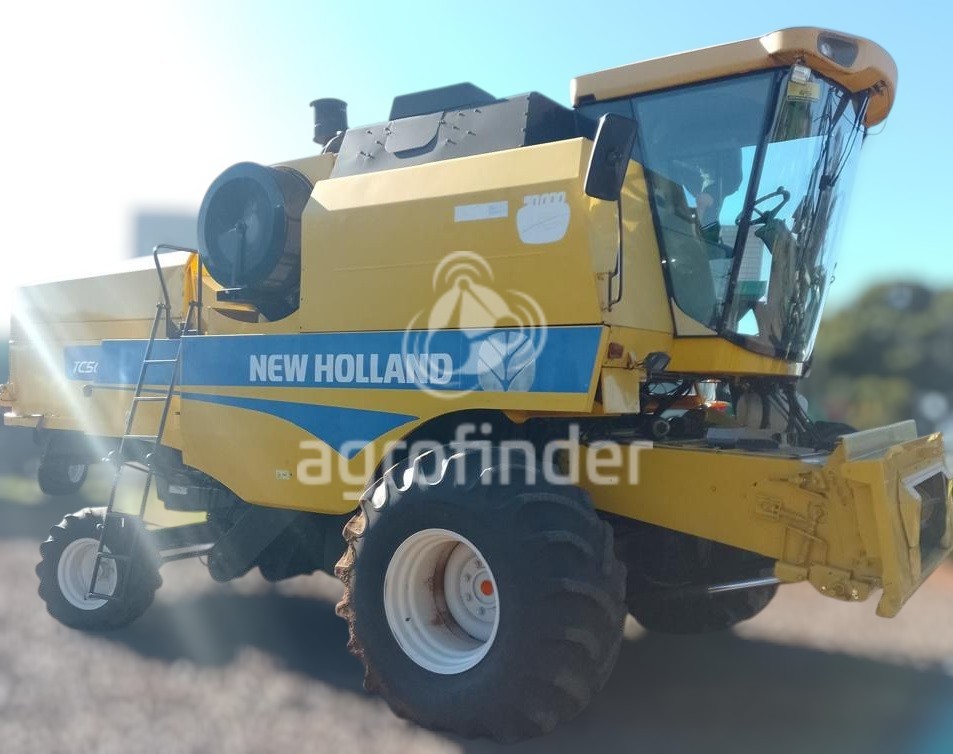 Colheitadeira de grão New Holland TC 5070
Ano 2016