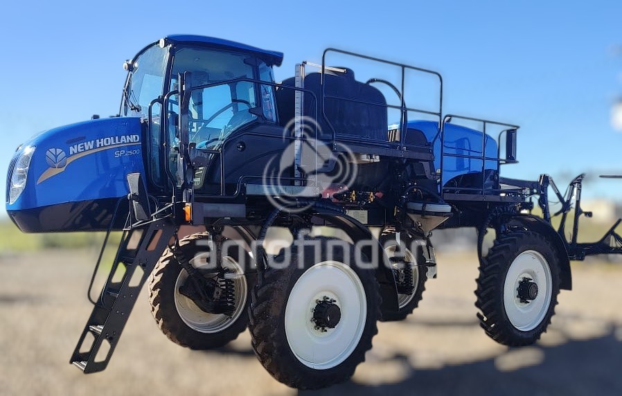 Pulverizador Autopropelido New Holland SP 2500
Ano 2014