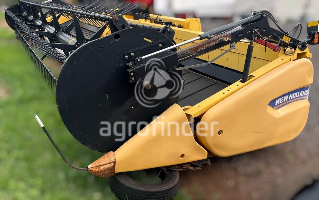 Plataforma de Soja New Holland 30 pés 
 Ano 2018
