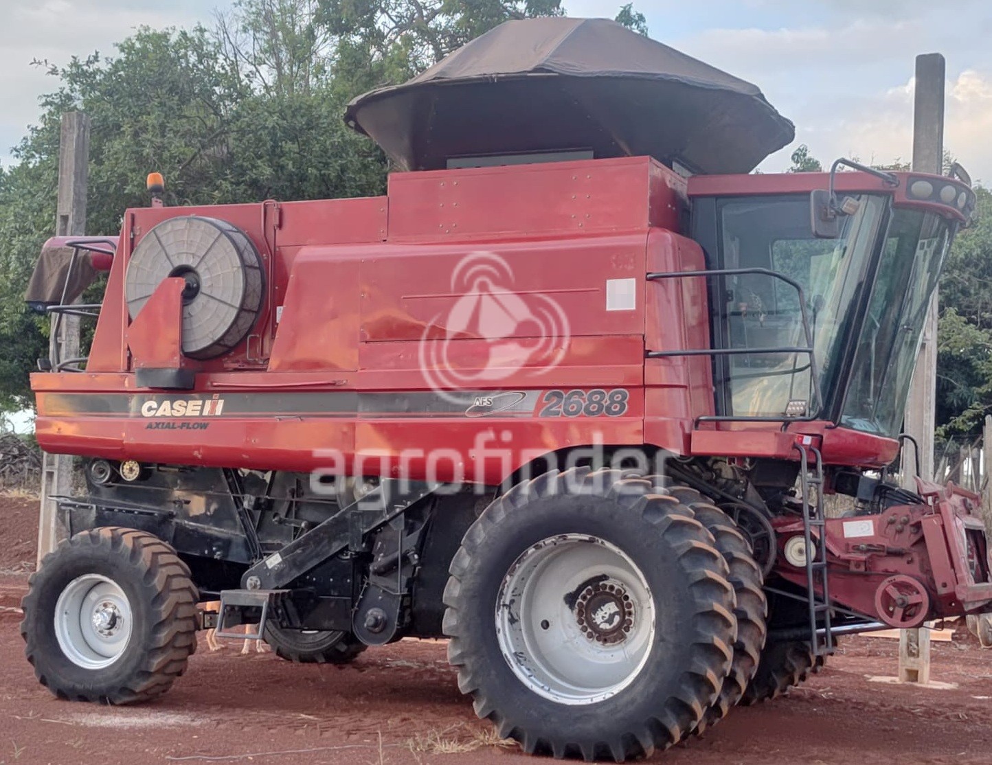 Colheitadeira de grão Case IH Axial-Flow 2688
Ano 2012