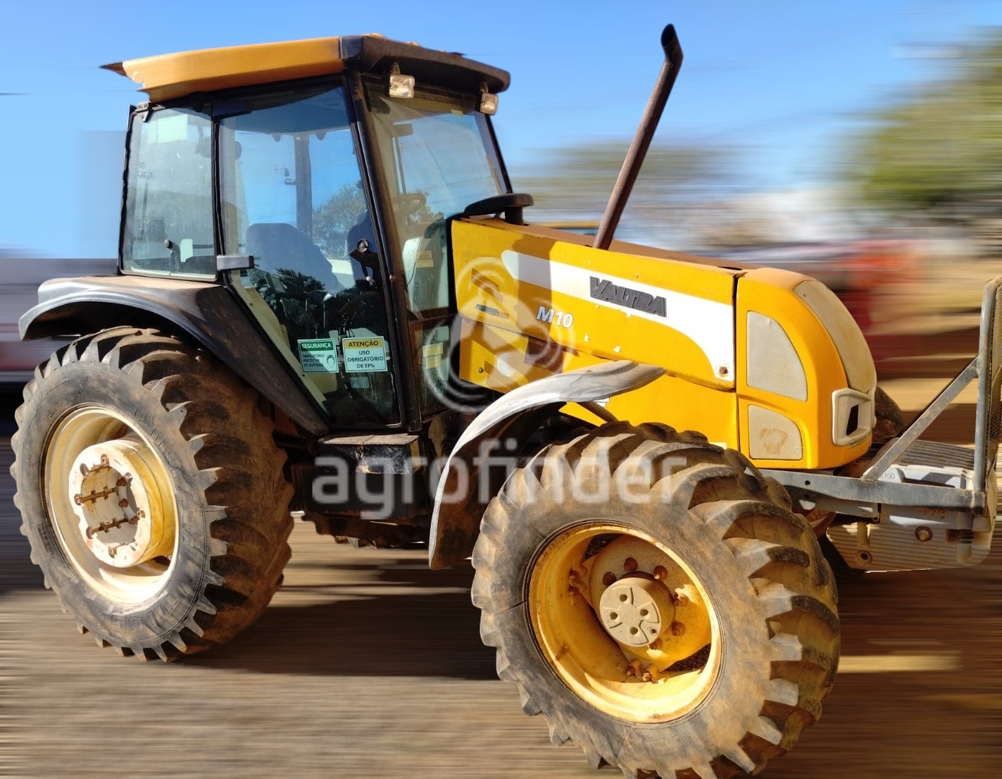 Trator Valtra BM 100
Ano 2013
