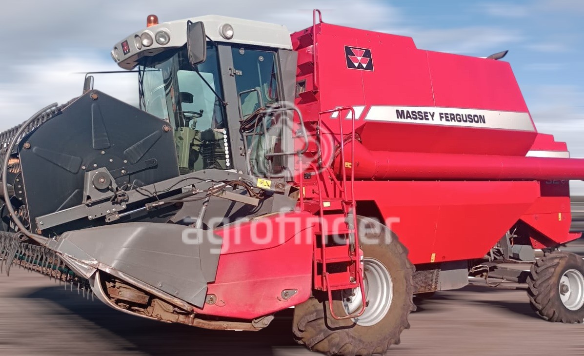 Colheitadeira de grão Massey Ferguson 32 SR 
 Ano 2013