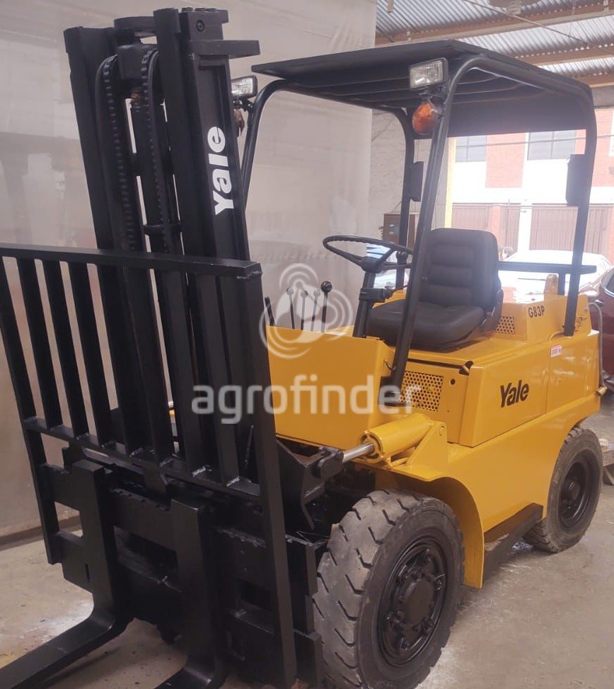 Empilhadeira Yale G83P 
 Ano 2005
