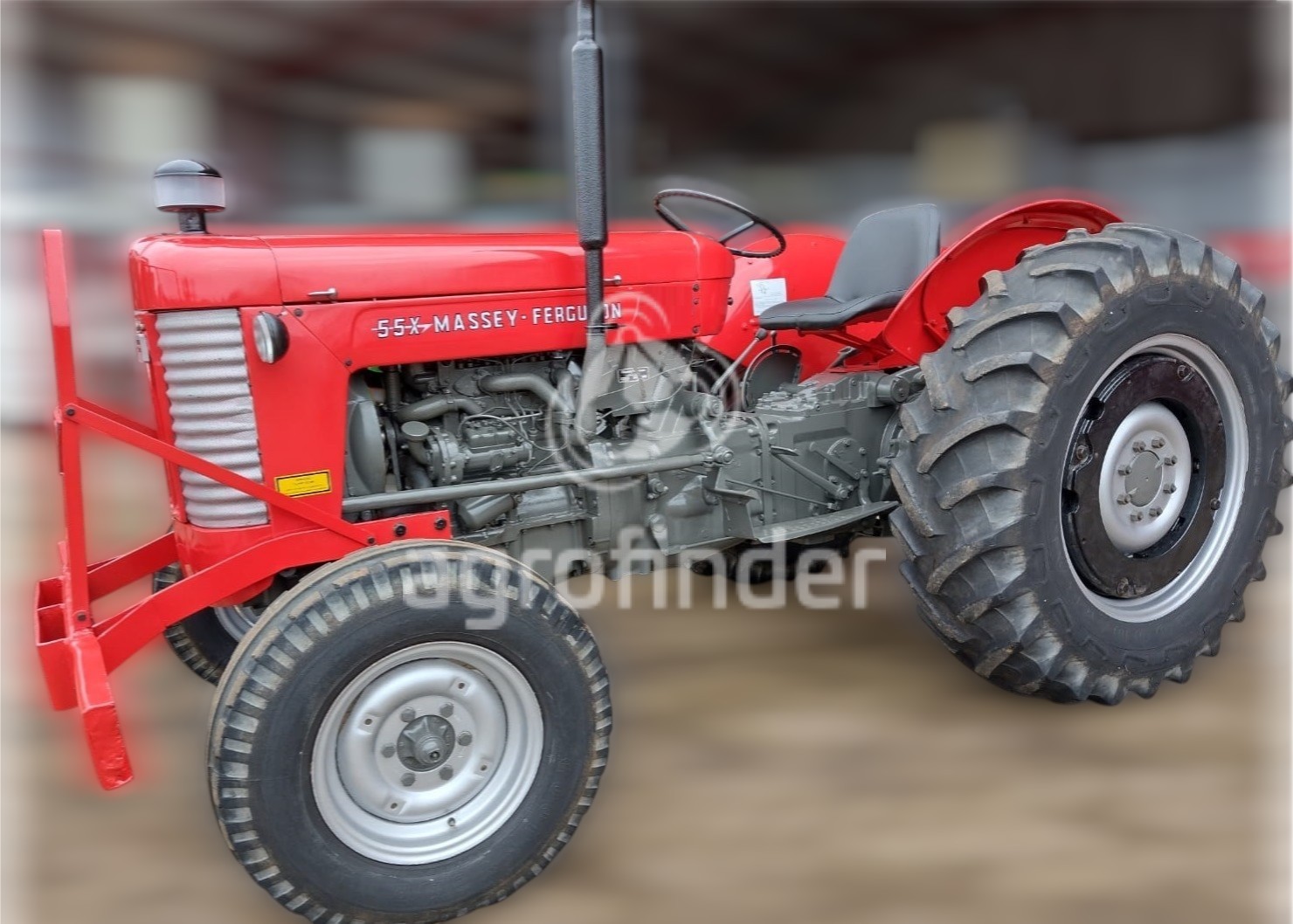 Trator Massey Ferguson 55 X
Ano 1975