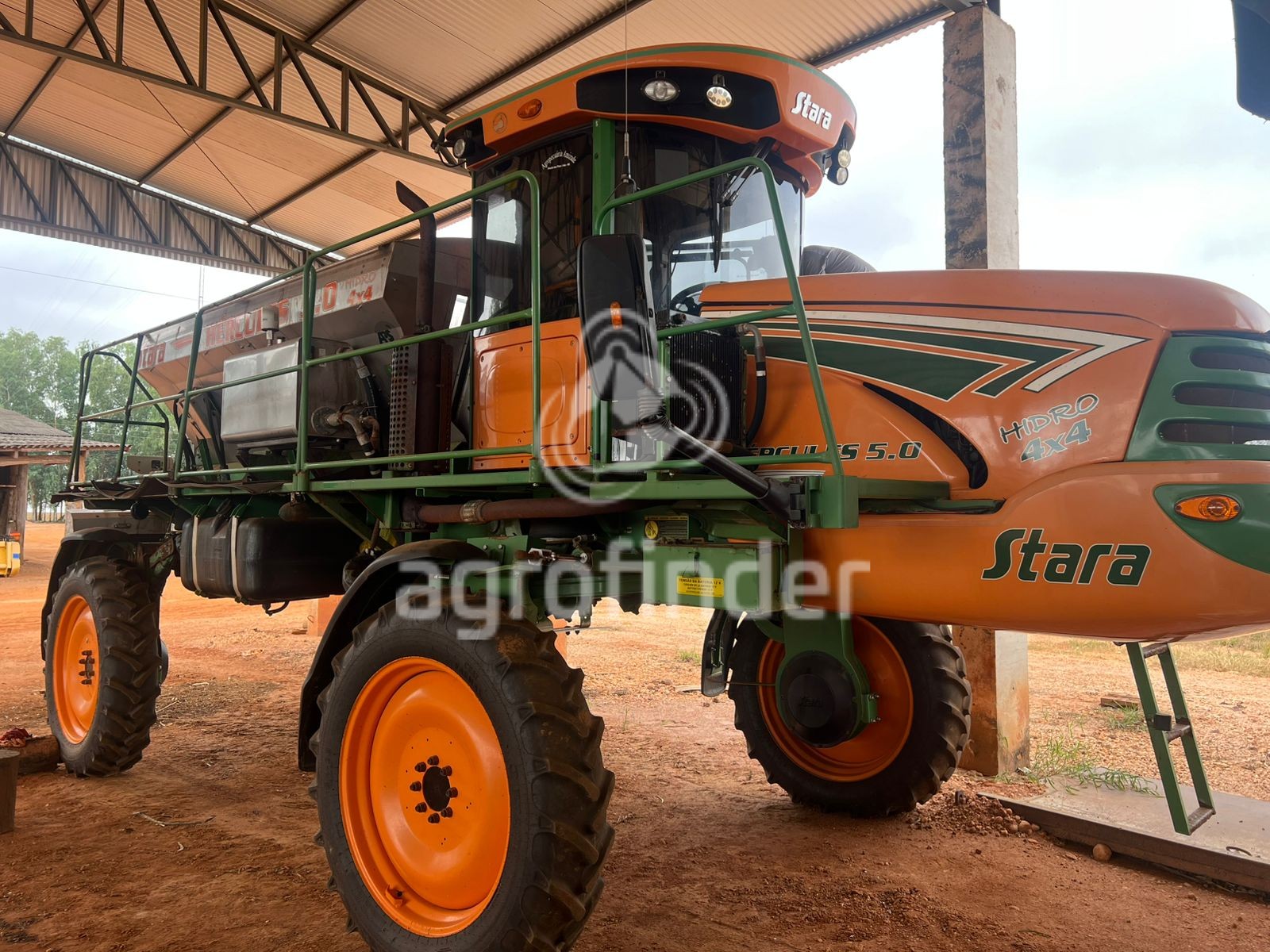 Distribuidor de Fertilizante Sólido Stara Hércules 5.0
Ano 2015