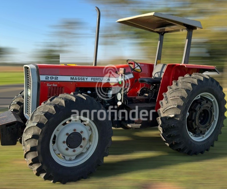 Trator Massey Ferguson 292
Ano 2000