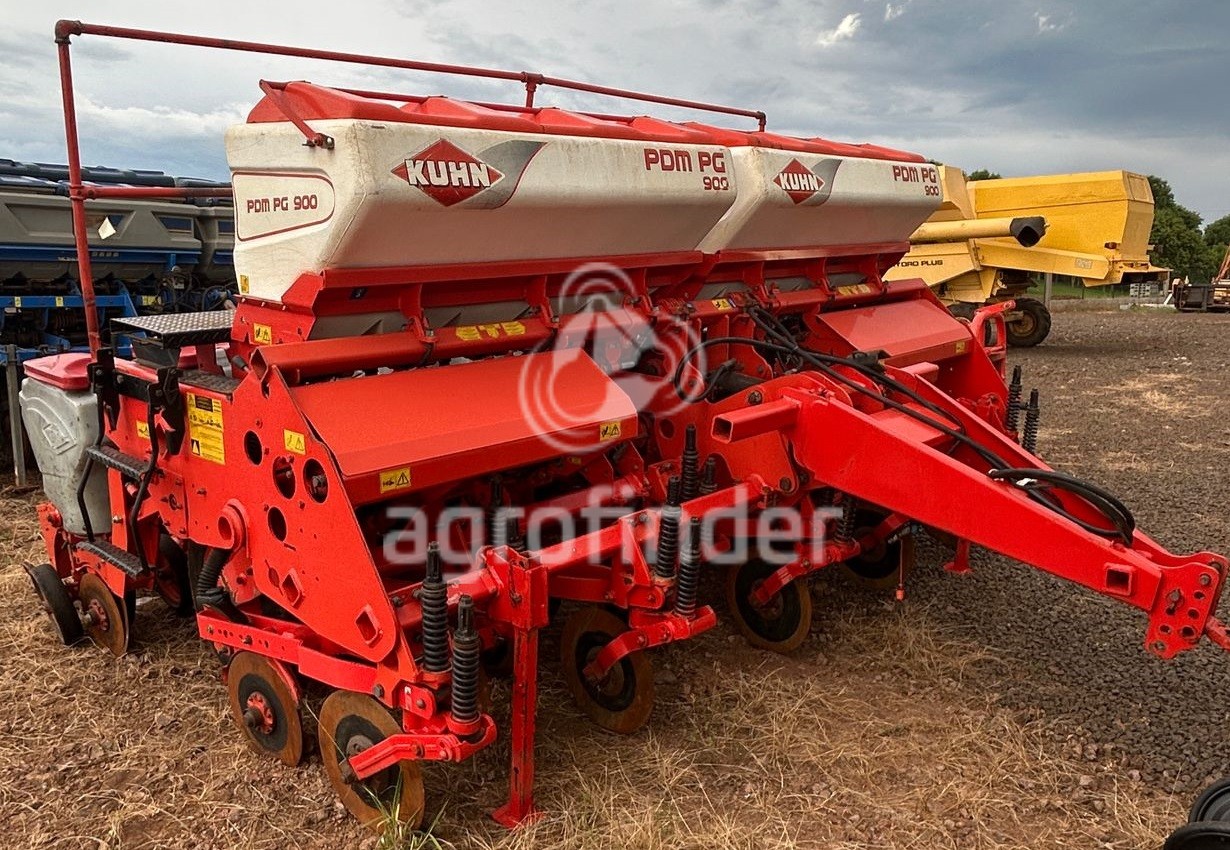 Plantadeira de Verão Kuhn PDM PG 900
Ano 2013