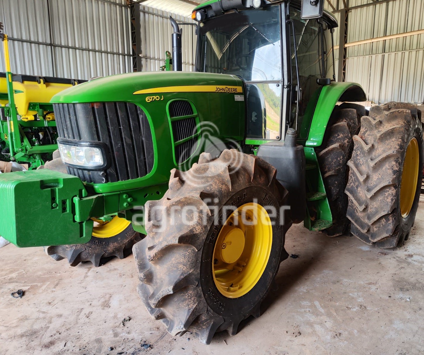 Trator John Deere 6170 J
Ano 2022