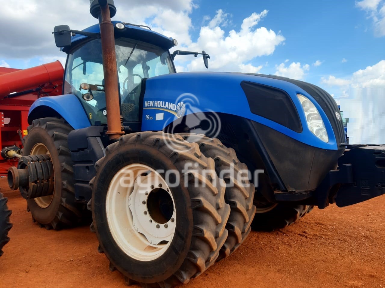 Trator New Holland T8.385
Ano 2014