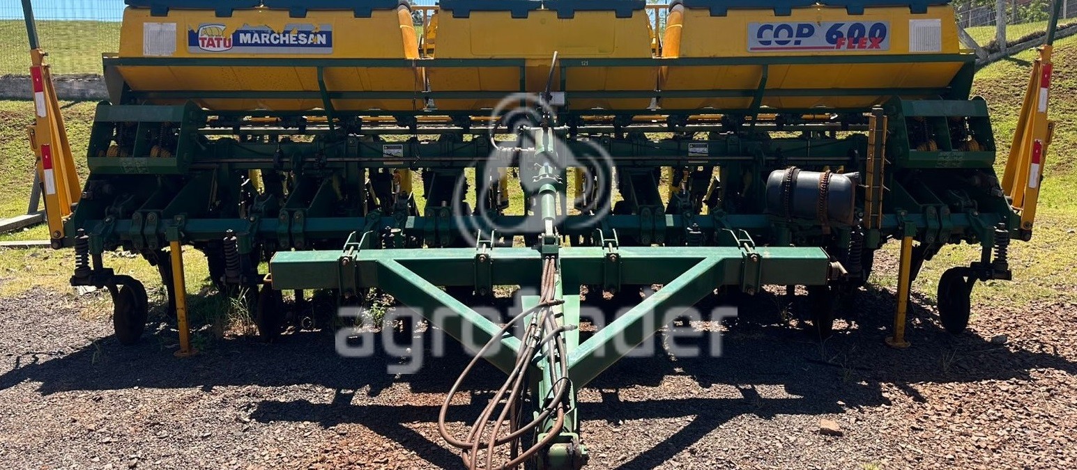 Plantadeira de Verão Tatu COP FLEX 600
Ano 2013
