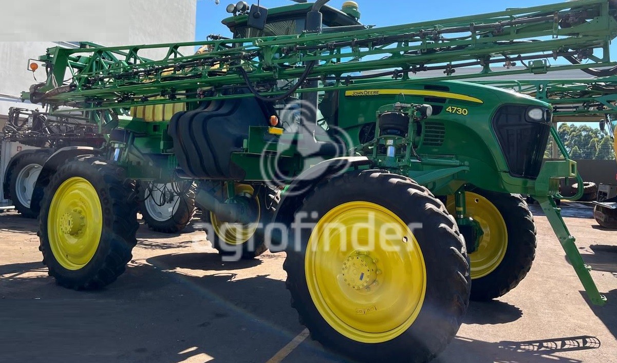 Pulverizador Autopropelido John Deere 4730 
 Ano 2012