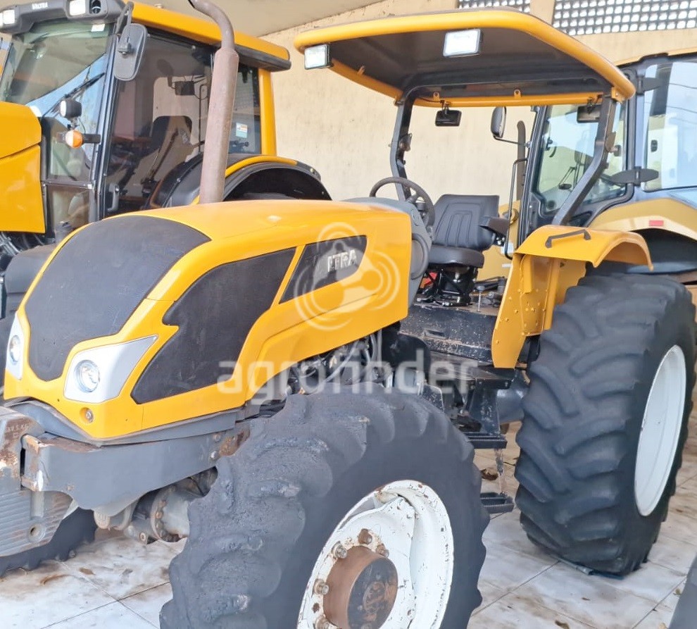 Trator Valtra A 850 
 Ano 2016
