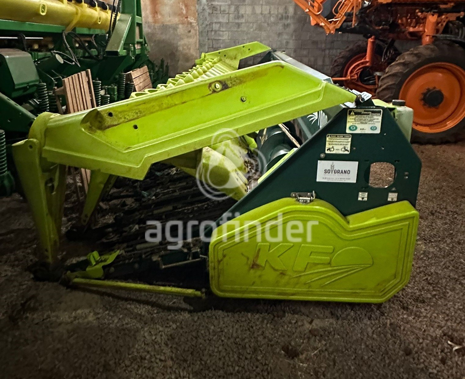 Plataforma de Milho KF PMKF-7000 
 Ano 2022