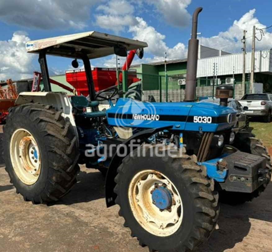 Trator New Holland 5030
Ano 1996