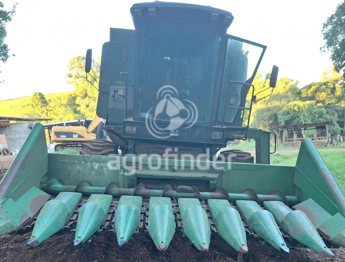 Plataforma de Milho John Deere 9 linhas
Ano 2005
