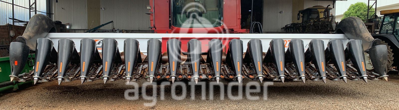 Plataforma de Milho GTS US 1270
Ano 2008