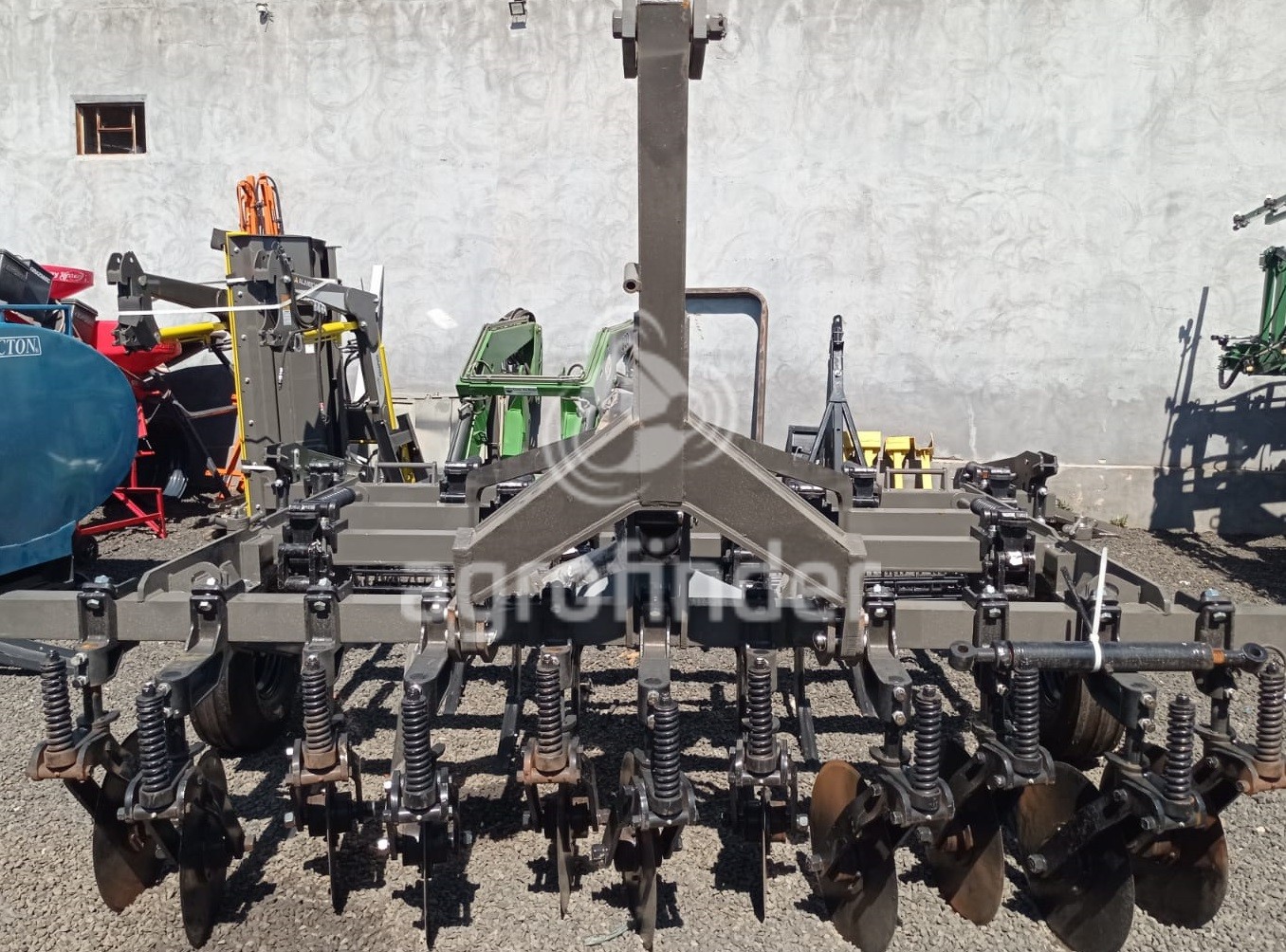 Escarificador Inroda Lince 1100 
 Ano 2023