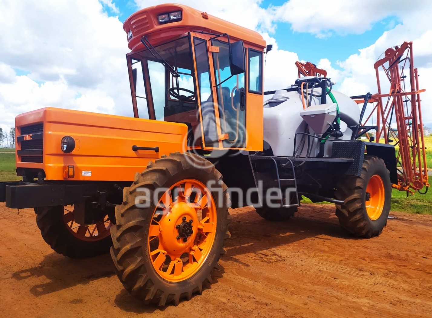 Pulverizador Montado Jacto Columbia AD 18 
 Ano 2004