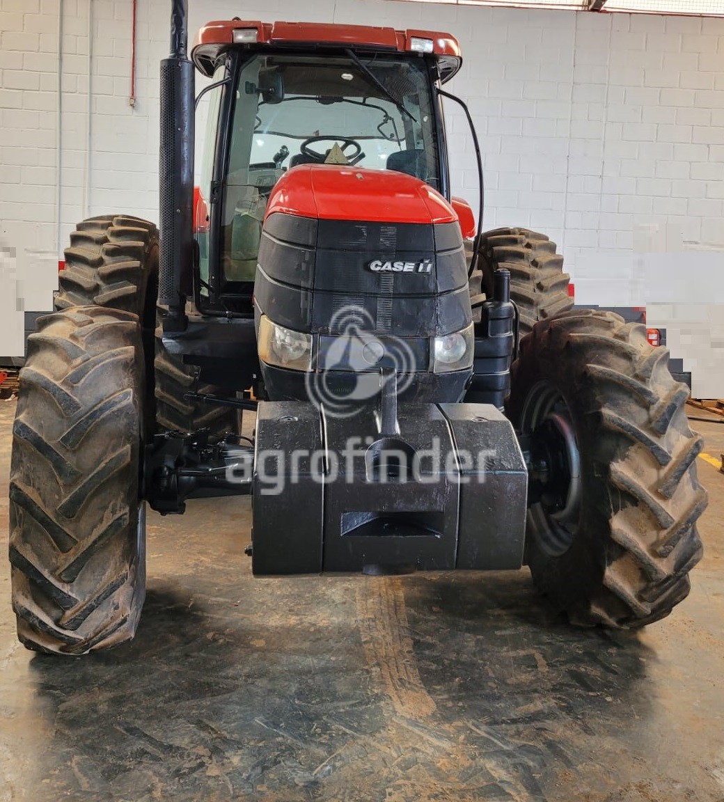 Trator Case IH Puma 205
Ano 2014
