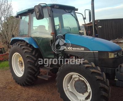 Trator New Holland TL 100 
 Ano 2000