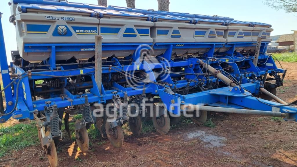 Plantadeira de Verão New Holland SOLT 13 E
Ano 2013