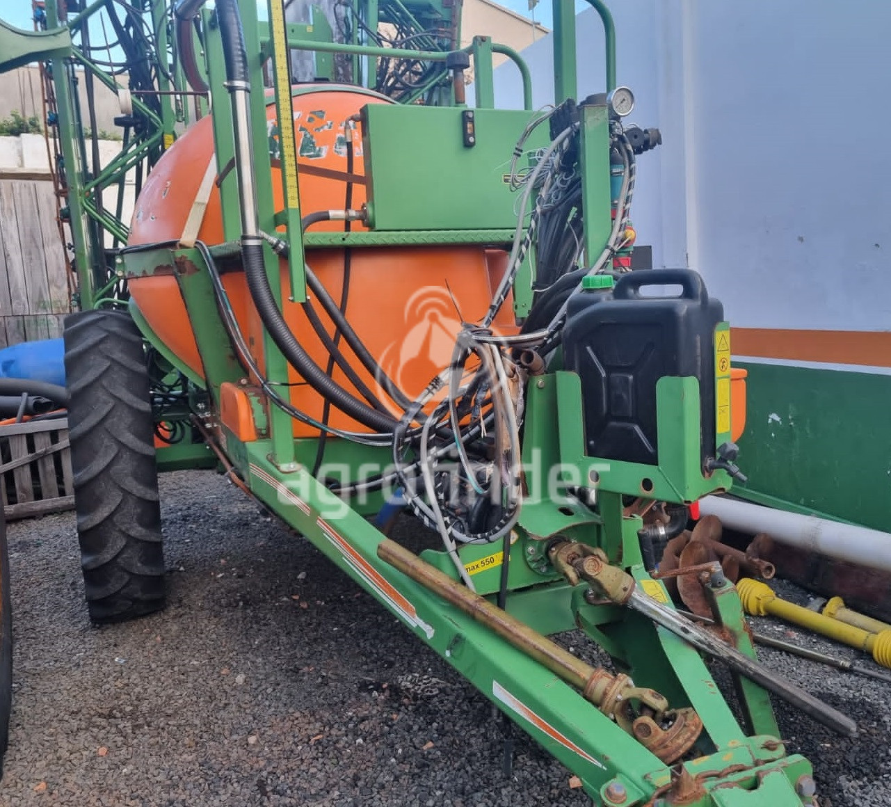 Pulverizador de Arrasto Stara Fenix 3000 
 Ano 2012