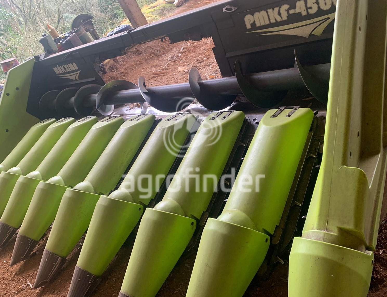 Plataforma de Milho KF PMKF-4500
Ano 2016